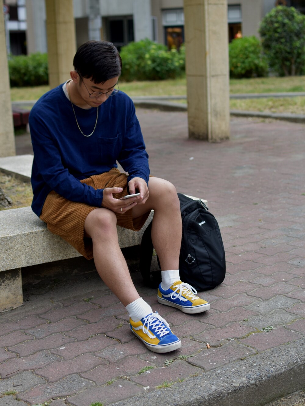「boy、スケータースタイル、いいね、save、フォローお願いします🤑、いいね返し、VANSのスニーカー、journal standard、夏、初心者です」｜「VANSのVANS ヴァンズ OLD SKOOL オールドスクール OG V36OG 18HO BLU/GLD/MULTI（スニーカー、ブルー系）」を使った、kaitoさん（メンズ・164cm）の春コーディネートの1枚目の写真