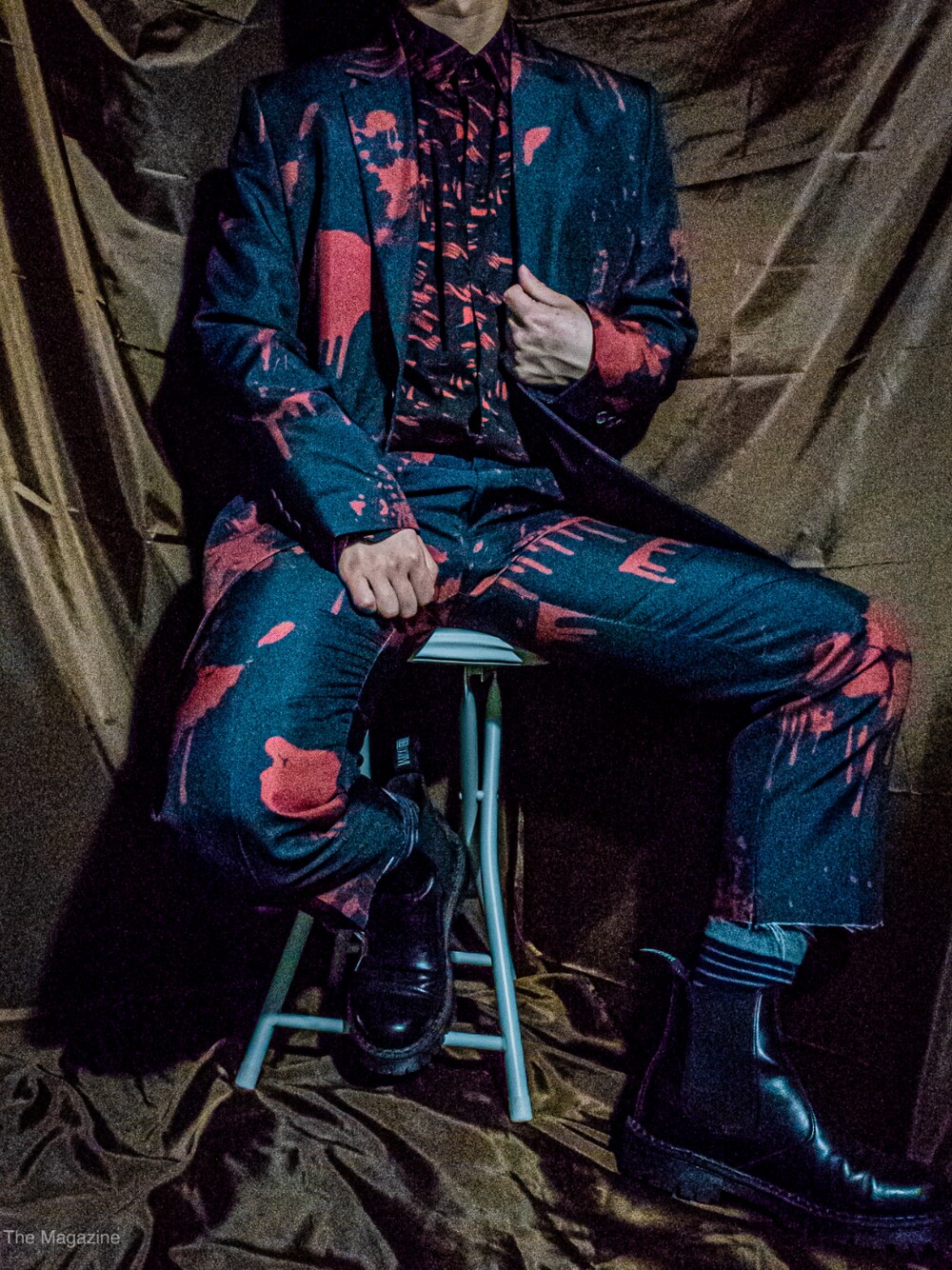 「korean、Suit、holloween、halloween、red」｜「coicoiのアイテム（フォーマルスーツ/小物、レッド系）」を使った、Kyleさん（メンズ・169cm）の秋コーディネートの1枚目の写真