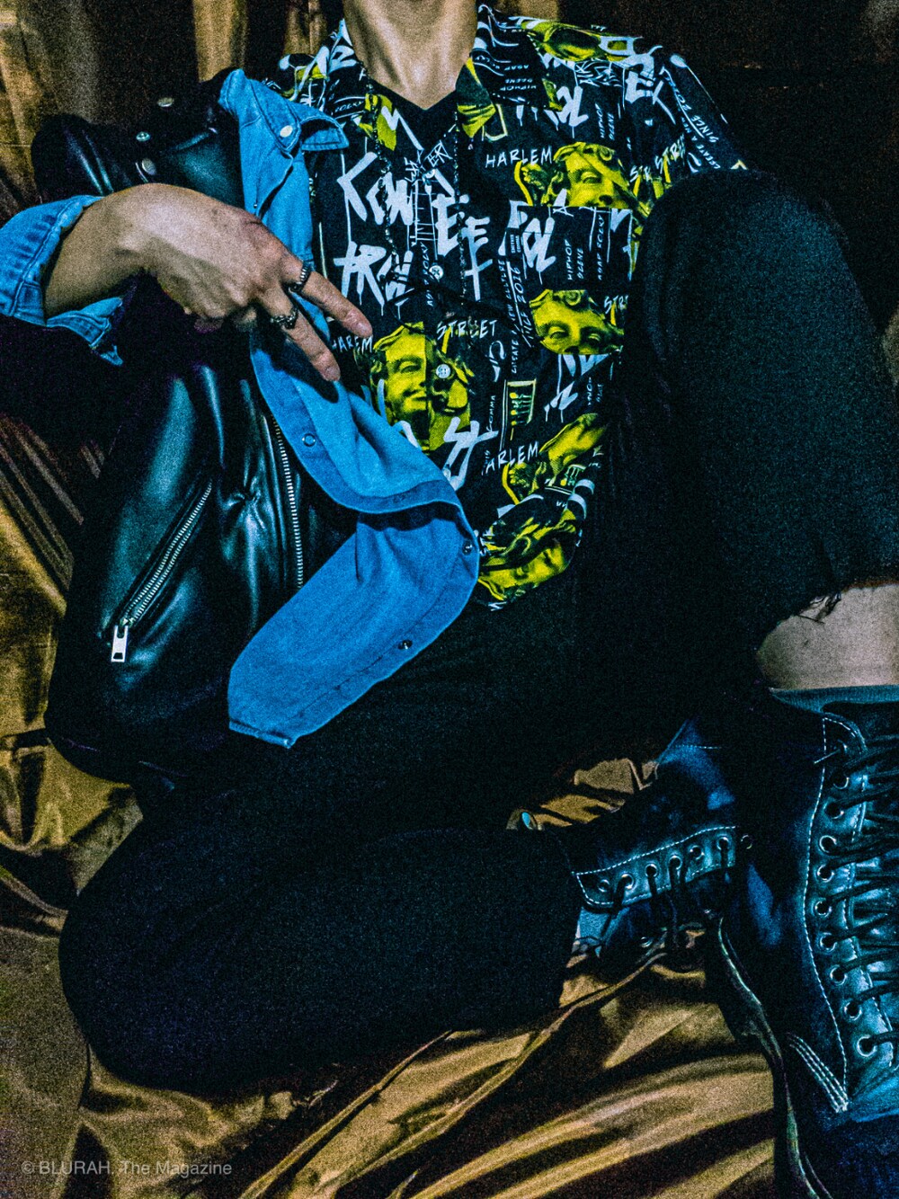「korean、ridersjacket、denim、DrMartens、dailylook、ootd」｜「shethiscommaのアイテム（シャツ/ブラウス、ブラック系）」を使った、Kyleさん（メンズ・169cm）の秋コーディネートの1枚目の写真