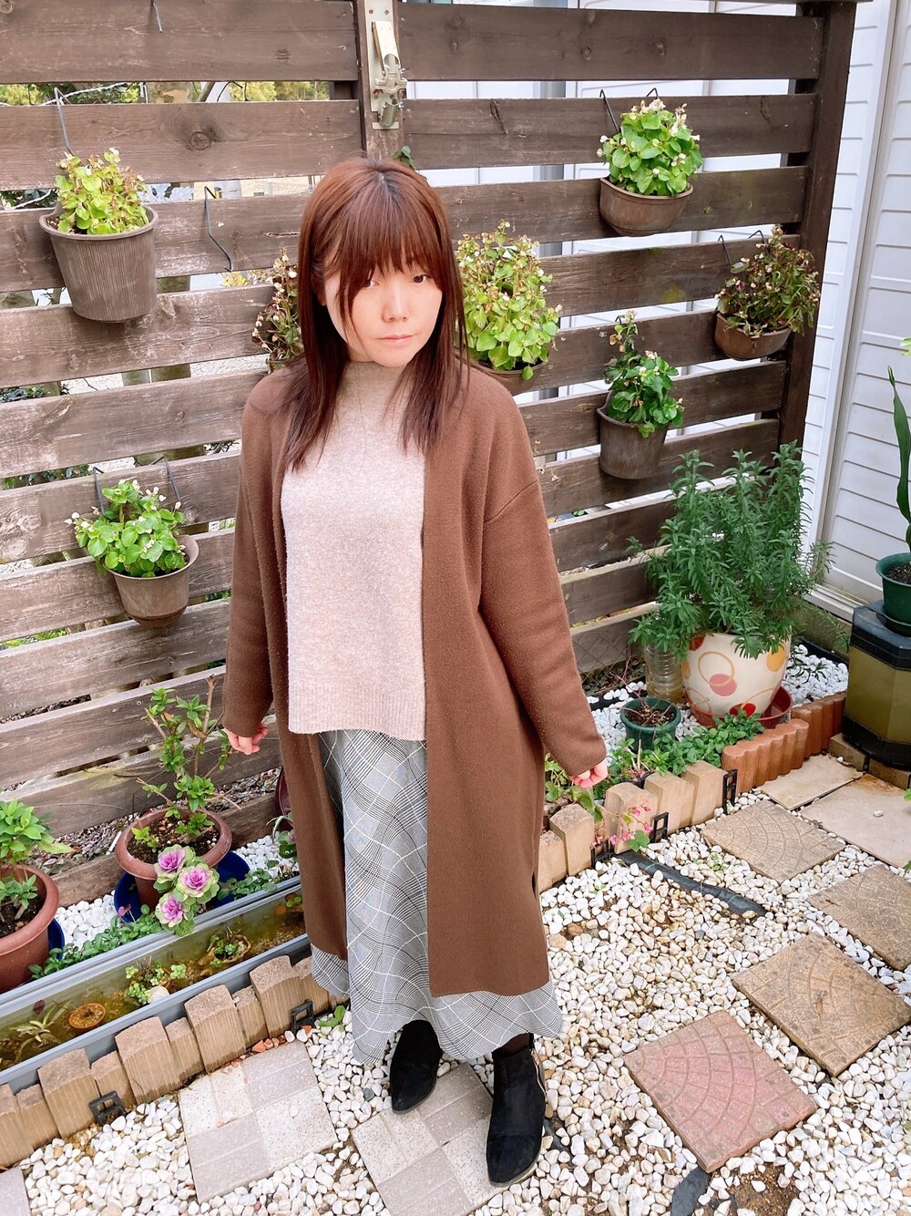 「冬コーデ、プチプラ、ママコーデ、おしゃれさんと繋がりたい」｜「GUのアイテム（カーディガン/ボレロ、ブラウン系）」を使った、共兄さん（レディース・153cm）の冬コーディネートの1枚目の写真