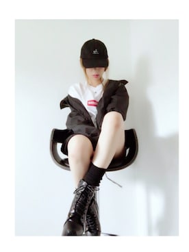 「STUSSY（ステューシー）のアイテム（ナイロンジャケット）」を使った、Mさん（レディース・157cm）の秋コーディネート