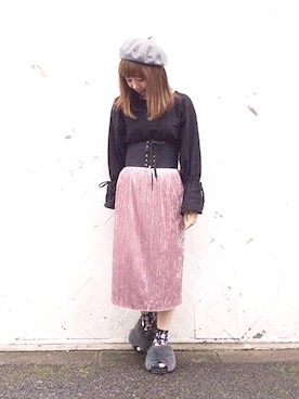 「ベロアスカート」｜「アイテム（サンダル）」を使った、な͜͡お͜͡な͜͡さん（レディース・155cm）の秋コーディネート