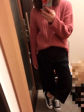 ニット セーターを使った 濃いピンク のレディース人気ファッションコーディネート Wear