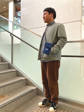 「アイテム（ブルゾン）」を使った、GLOSTER stylingさん（メンズ・165cm・30代）の冬コーディネート