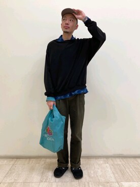 「FRUIT OF THE LOOM（フルーツオブザルーム）のアイテム（バッグ）」を使った、GLOSTER stylingさん（メンズ・176cm）の冬コーディネート