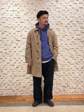 「NOLLEY’S（ノーリーズ）のアイテム（ステンカラーコート）」を使った、GLOSTER stylingさん（メンズ・171cm）の冬コーディネート