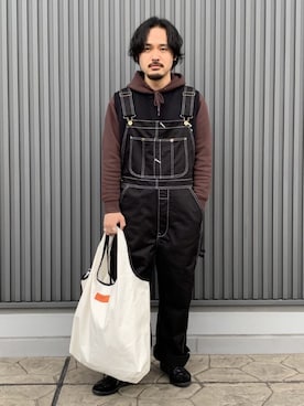 「UNIVERSAL OVERALL（ユニバーサルオーバーオール）のアイテム（オールインワン・サロペット）」を使った、GLOSTER stylingさん（メンズ・170cm）の春コーディネート