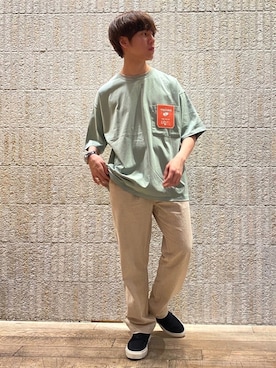 「CONVERSE（コンバース）のアイテム（ローファー）」を使った、GLOSTER stylingさん（メンズ・170cm）の春コーディネート