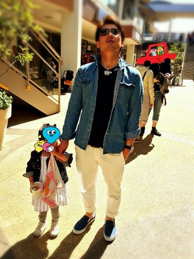 「アイテム（スリッポン、ブルー系）」を使った、aki2181さん（メンズ・168cm）の春コーディネート