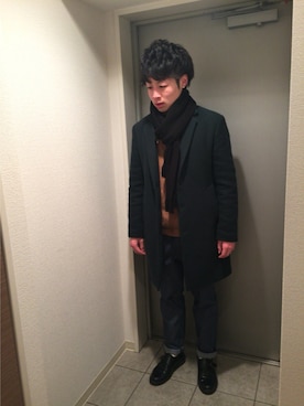 「美容師」｜「アイテム（チェスターコート）」を使った、おーしゃんさん（メンズ・169cm）の冬コーディネート