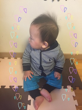 「Moujonjon（ムージョンジョン）のアイテム（チノパンツ）」を使った、achapiさん（キッズ・70cm）の冬コーディネート
