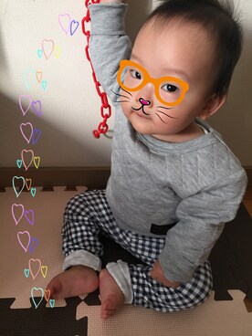 「西松屋（ニシマツヤ）のアイテム（スウェット、グレー系）」を使った、achapiさん（キッズ）の冬コーディネート