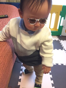 「babyGAP（babyGAP）のアイテム（シャツ/ブラウス、ブルー系）」を使った、achapiさん（キッズ）の冬コーディネート