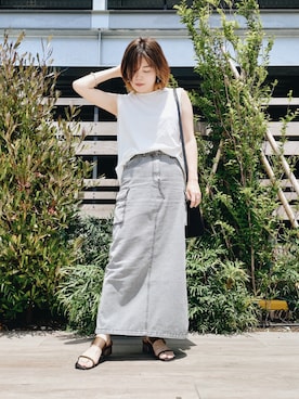 「アイテム（デニムスカート、グレー系）」を使った、shiovy832さん（レディース・161cm）の夏コーディネート