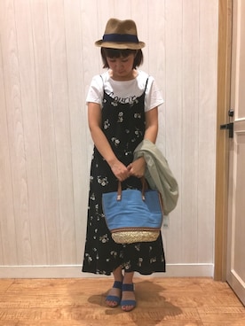 「麦わら帽子」｜「アイテム（ブルゾン）」を使った、チエさん（レディース・156cm）の春コーディネート