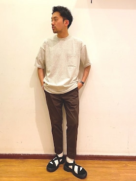 「USAコットン」｜「アイテム（チノパンツ）」を使った、KENnYA_gwさん（メンズ・169cm）の夏コーディネート