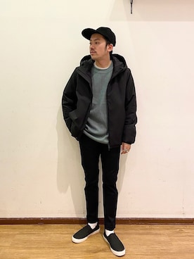 「アイテム（スリッポン）」を使った、KENnYA_gwさん（メンズ・169cm・20代）の秋コーディネート