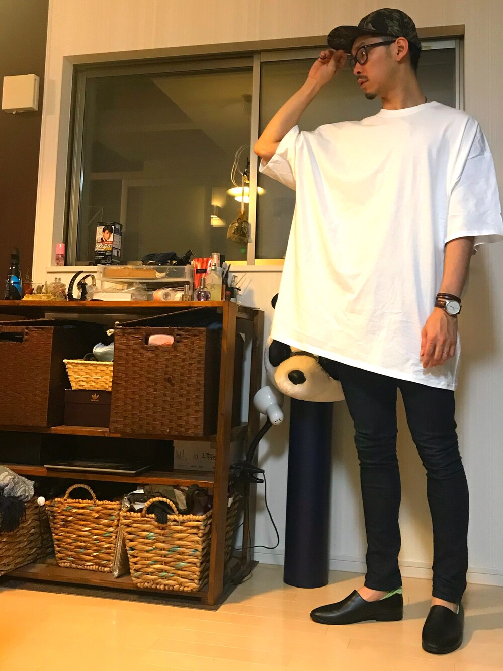 「夏、シンプル、ビックシルエット、休日コーデ、スキニー、ストリート、韓国ファッション、キャップ、伊達メガネ」｜「STUSSYのアイテム（キャップ、その他）」を使った、PANDAさん（メンズ・177cm）の夏コーディネートの1枚目の写真
