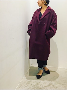 「アイテム（ダウンジャケット/コート、レッド系）」を使った、真依子さん（レディース・152cm）の秋コーディネート