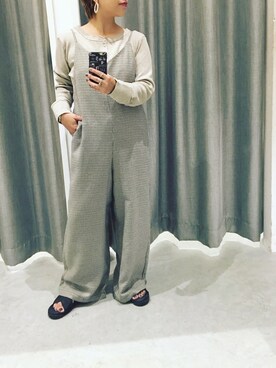 「フォローミー」｜「アイテム（オールインワン・サロペット）」を使った、真依子さん（レディース・152cm）の夏コーディネート