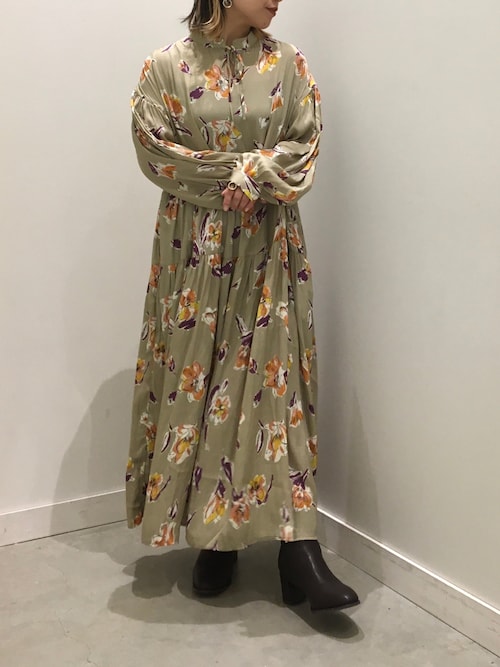 American Holic真依子さんのワンピースを使ったコーディネート Zozotown