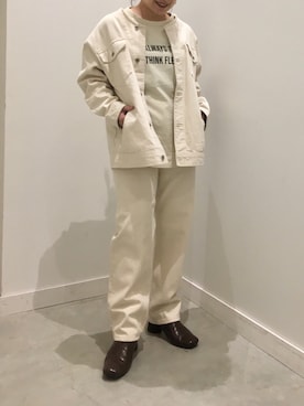 「ホワイトデニム」｜「アイテム（ブルゾン）」を使った、真依子さん（レディース・152cm）の冬コーディネート