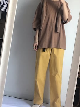 「アイテム（パンツ、イエロー系）」を使った、영화さん（レディース・166cm）の冬コーディネート