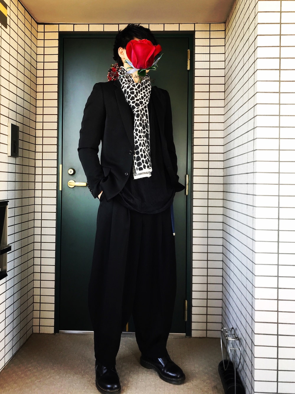 LITHIUM HOMMEのテーラードジャケットを使った人気ファッション