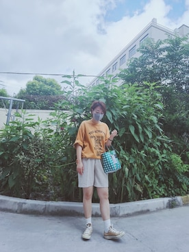 「earth music&ecology（アースミュージックアンドエコロジー）のタックハーフカットパンツ　＊（その他パンツ、その他）」を使った、WEAR 中国さん（レディース）の夏コーディネート