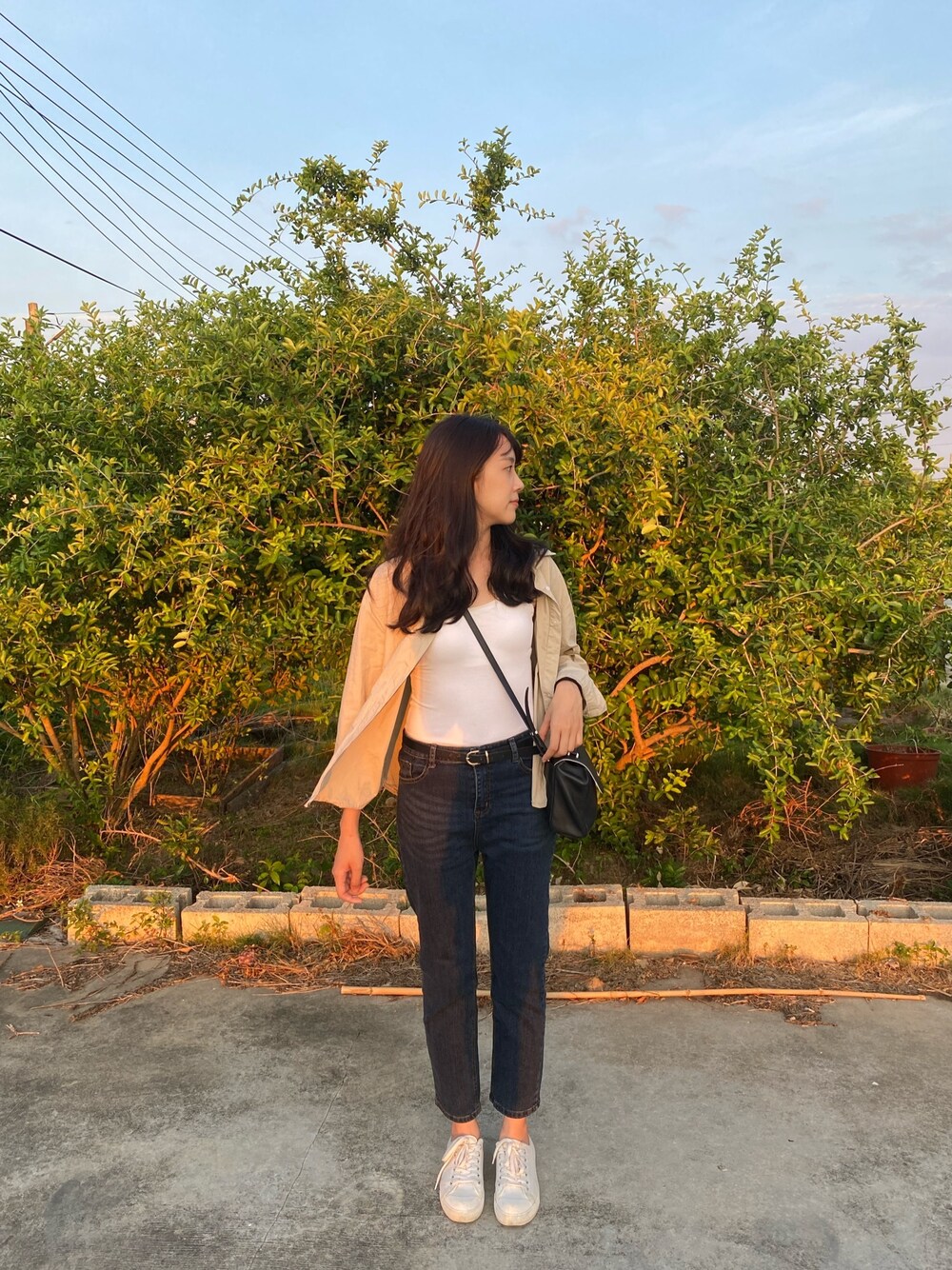 「無印良品のアイテム（その他シューズ、ホワイト系）」を使った、Hsuan2さん（レディース・168cm）の夏コーディネートの1枚目の写真