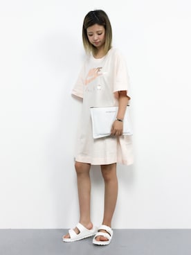 Nike ナイキ のワンピース ドレス ベージュ系 を使った人気ファッションコーディネート Wear