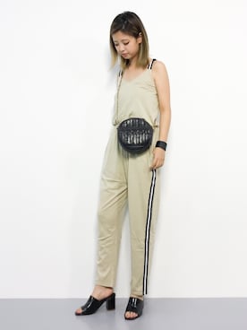 「ANAP（アナップ）のアイテム（サロペット/オーバーオール）」を使った、もえぴーさん（レディース・156cm）の夏コーディネート