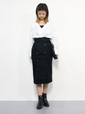 「Honeys（ハニーズ）のトレンチ風タイトスカート（スカート）」を使った、もえぴーさん（レディース・156cm）の秋コーディネート