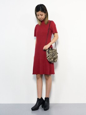 フリルネック半袖ニットワンピースを使った人気ファッションコーディネート Wear