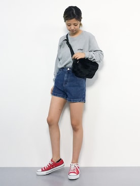 「DURAS（デュラス）のアイテム（パンツ）」を使った、もえぴーさん（レディース・156cm）の秋コーディネート