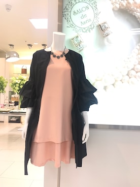 「アイテム（ステンカラーコート）」を使った、Asrin.jpさん（レディース・165cm・30代）の春コーディネート