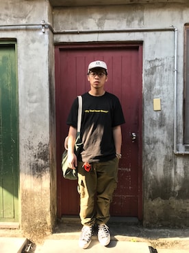 「LMCのアイテム（Tシャツ/カットソー）」を使った、yjsu🇹🇼さん（メンズ・169cm）の春コーディネート