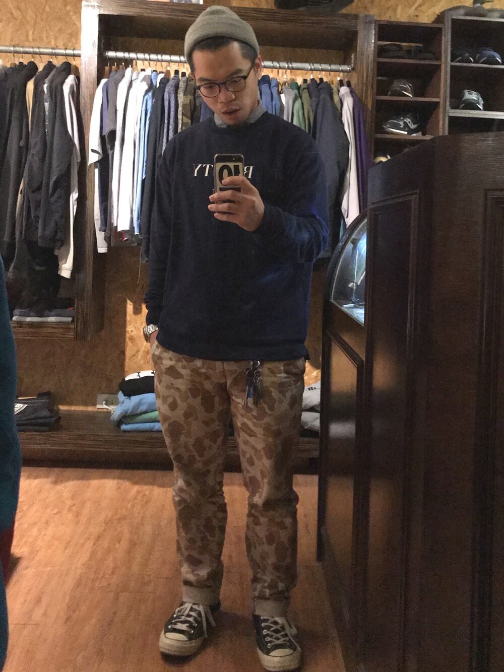 「BEAUTY&YOUTH UNITED ARROWS、carhartt、converse、daily look、ootd、snap、秋冬」｜「BEAUTY&YOUTH UNITED ARROWSのアイテム（Tシャツ/カットソー、ブルー系）」を使った、yjsu🇹🇼さん（メンズ・169cm）の秋コーディネートの1枚目の写真