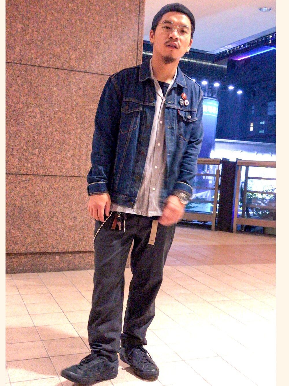 「daily look、casual、converse、BETON CIRE、Levi's、stussy」｜「Levi'sのアイテム（デニムジャケット、ブルー系）」を使った、yjsu🇹🇼さん（メンズ・169cm）の秋コーディネートの1枚目の写真