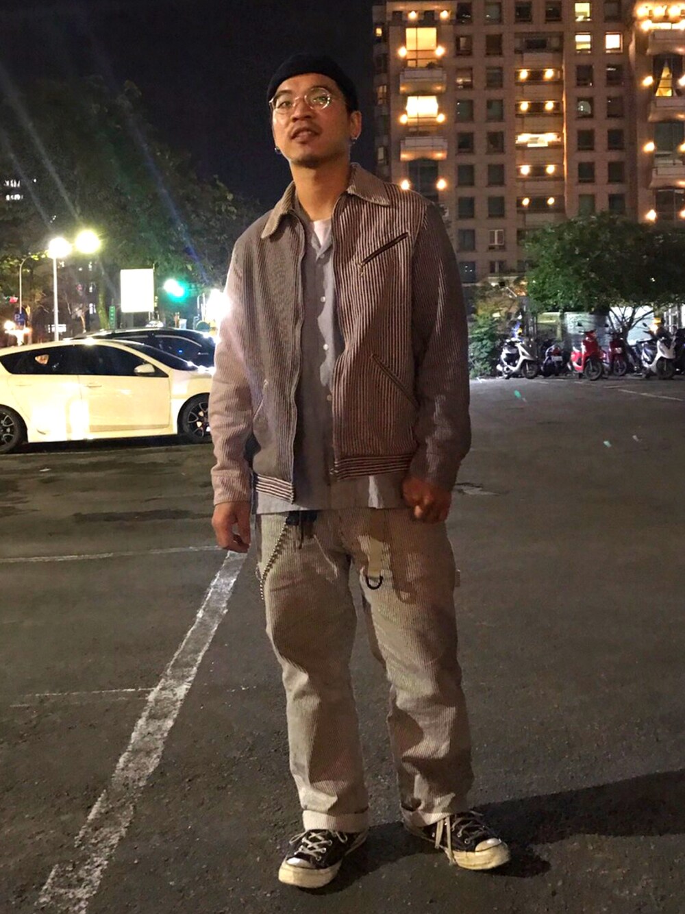 「Taiwan、TAIPEI、Nepenthes、casual、ootd、converse」｜「NEPENTHESのアイテム（ジャケット/アウター、グレー系）」を使った、yjsu🇹🇼さん（メンズ・169cm）の春コーディネートの1枚目の写真