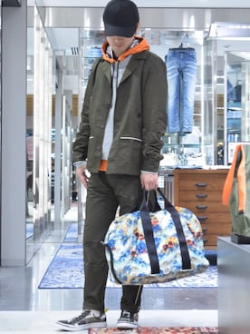 みやぞんさんのコーディネート