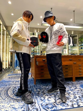 「DIESEL（ディーゼル）のアイテム（ハット）」を使った、みやぞんさん（メンズ・177cm）の冬コーディネート