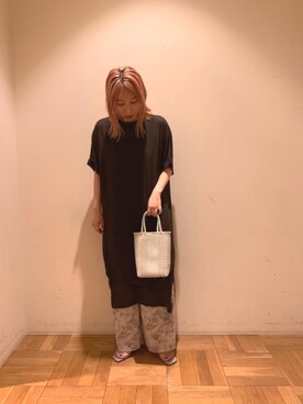 日下 恵里さんのコーディネート