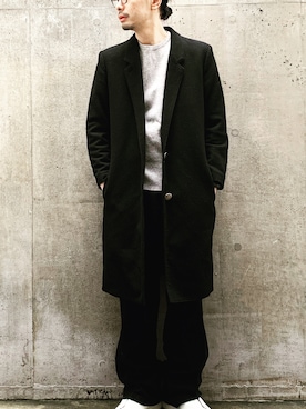 「UNIQLO（ユニクロ）のアイテム（チェスターコート、ブラック系）」を使った、Orange Itakura さん（メンズ・179cm）の冬コーディネート