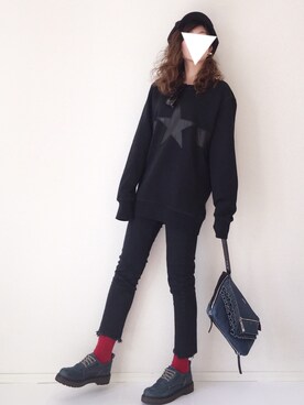 「DIESEL（ディーゼル）のアイテム（クラッチバッグ）」を使った、まるちわさん（レディース・160cm）の冬コーディネート