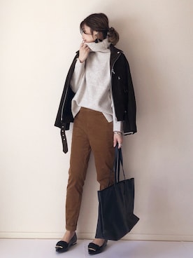 「シンプルおしゃれが好き」｜「アイテム（ライダースジャケット）」を使った、まるちわさん（レディース・160cm）の秋コーディネート