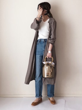 「ハイウエストストレートジーンズ」｜「アイテム（ワンピース/ドレス）」を使った、まるちわさん（レディース・160cm）の冬コーディネート