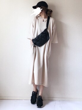 「Chaco closet（チャコ クローゼット）のバルーンスリーブ7分袖ポケット付きミニ裏毛Aラインスウェットワンピース（ワンピース）」を使った、まるちわさん（レディース・160cm）の夏コーディネート