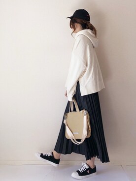 「RAWROW（ロウロウ）のアイテム」を使った、まるちわさん（レディース・160cm）の秋コーディネート