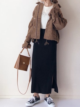 「DHOLIC（ディーホリック）のアイテム（その他アウター）」を使った、まるちわさん（レディース・160cm）の秋コーディネート